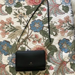 Classic Kate Spade crossbody purse.